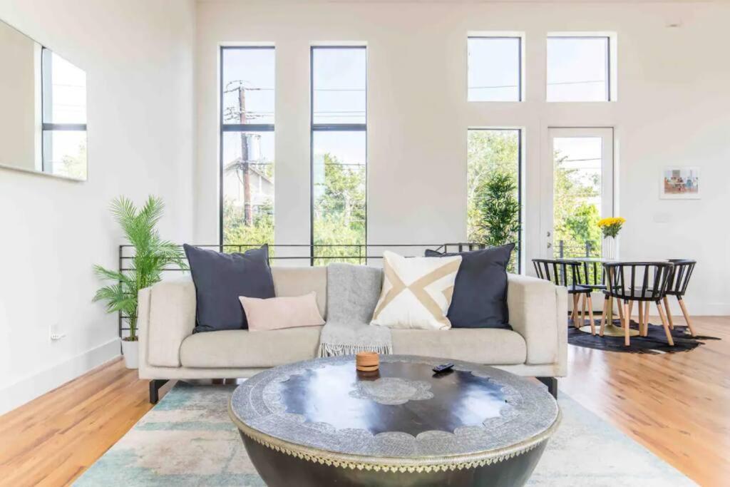 Glamorous Perfectly Located Luxury 2 Bed Townhome Dallas Ngoại thất bức ảnh