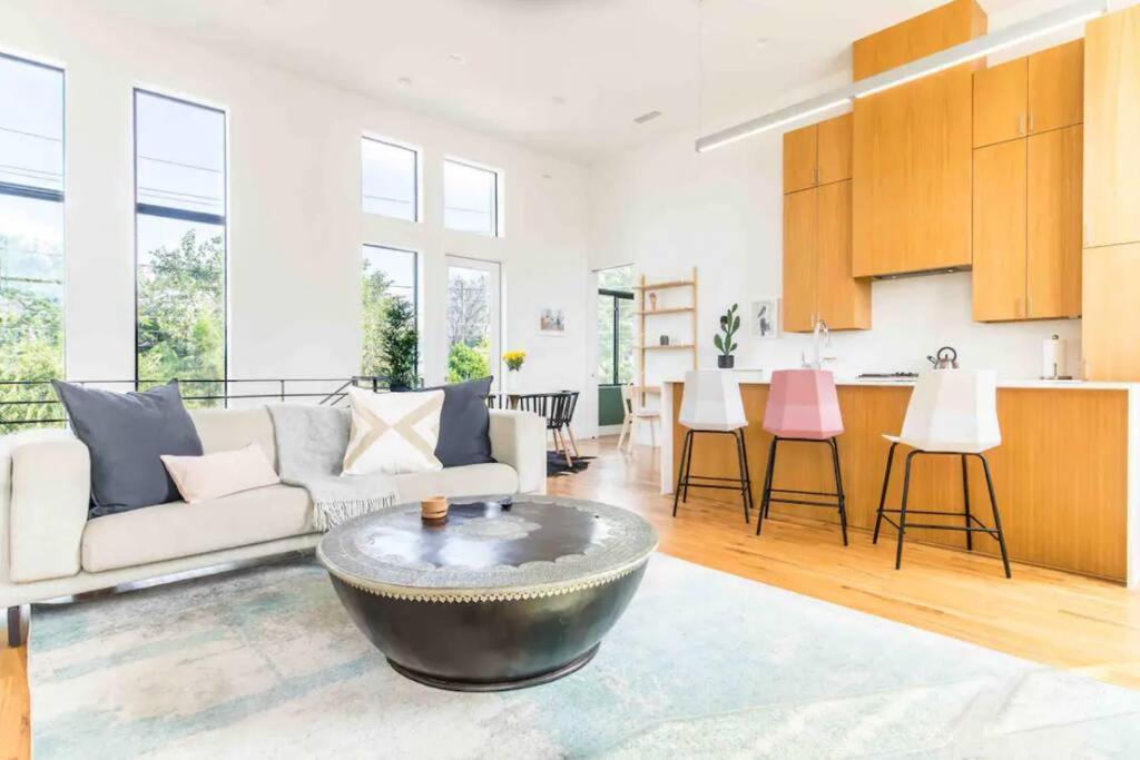 Glamorous Perfectly Located Luxury 2 Bed Townhome Dallas Ngoại thất bức ảnh