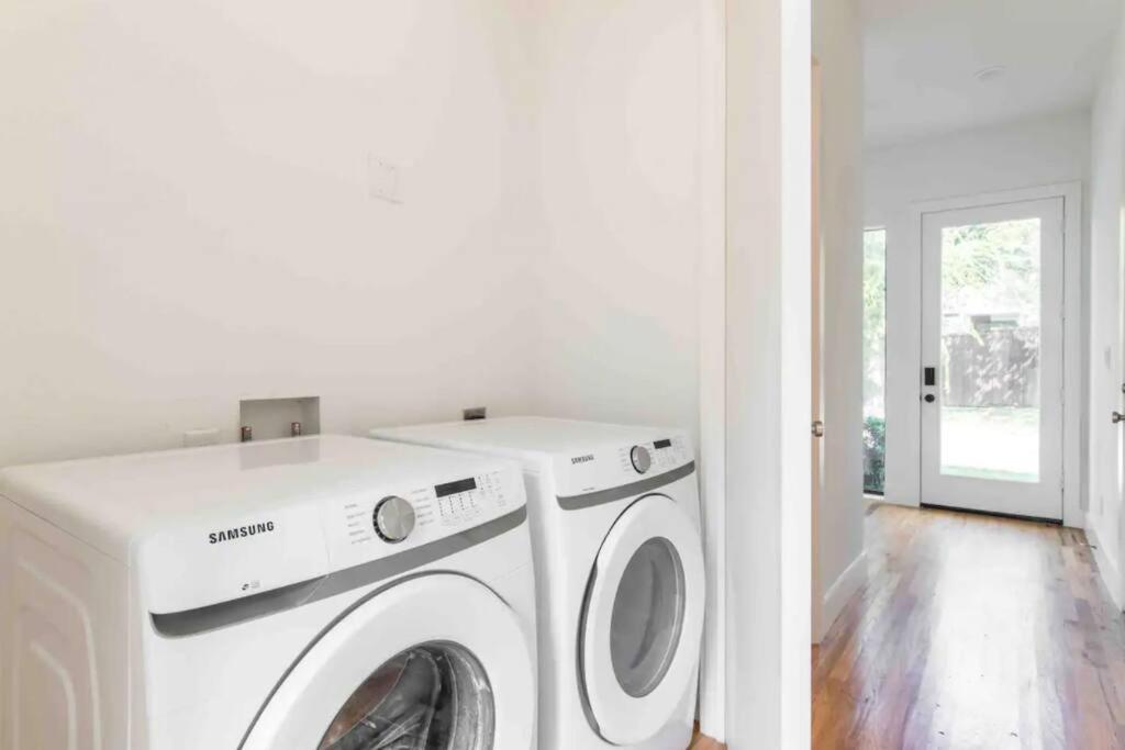 Glamorous Perfectly Located Luxury 2 Bed Townhome Dallas Ngoại thất bức ảnh